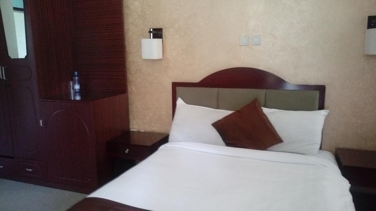Manrashiwa Hotel Adís Abeba Exterior foto